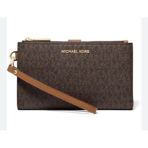 NWT Michael Kors Double Zip Monogram Bifold Wristlet Wallet Brown